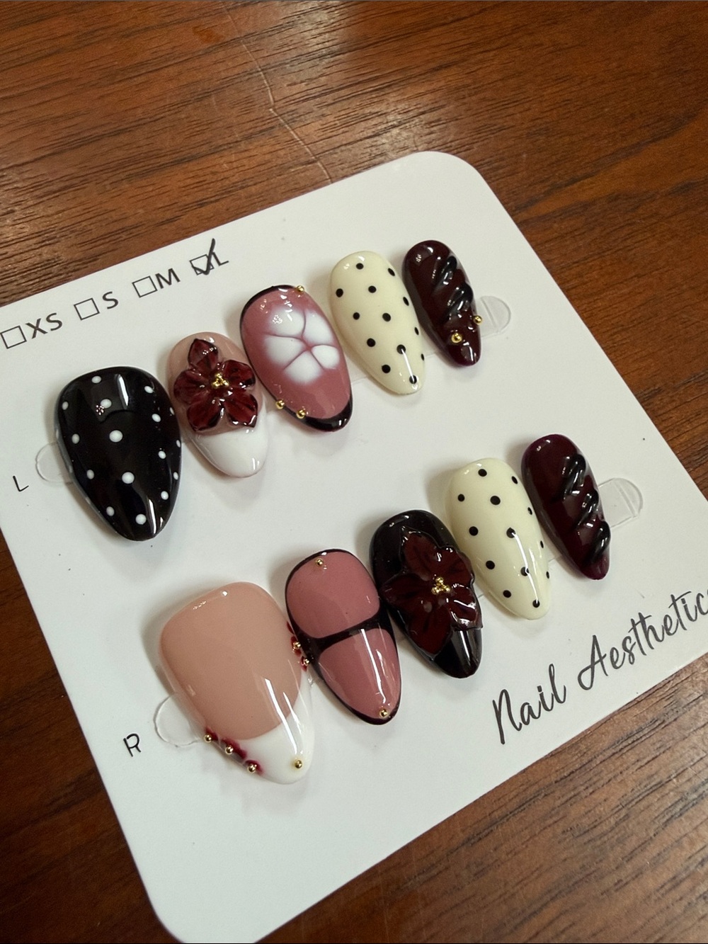 Handmade Press On Nails with 3D design short almond